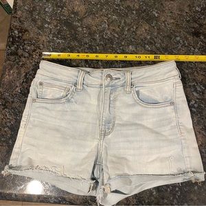American Eagle Women’s Crop Stretch Jean Shorts 6
